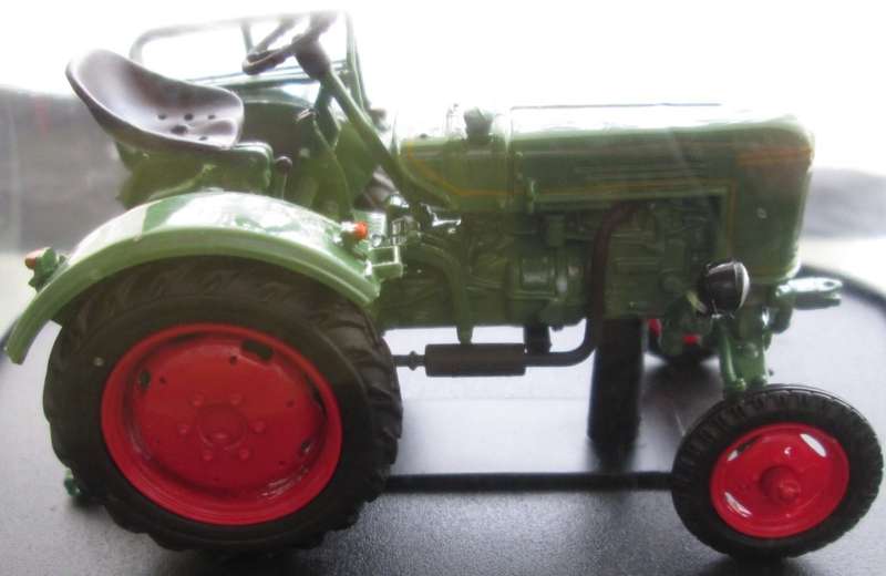 Hachette Partworks-Scale Model-Tractor-Fendt E24-1958