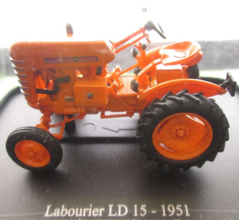 Hachette Partworks-Scale Model-Tractor-Labourier LD15-1951