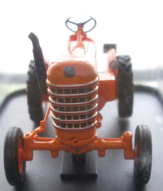 Hachette Partworks-Scale Model-Tractor-Labourier LD15-1951