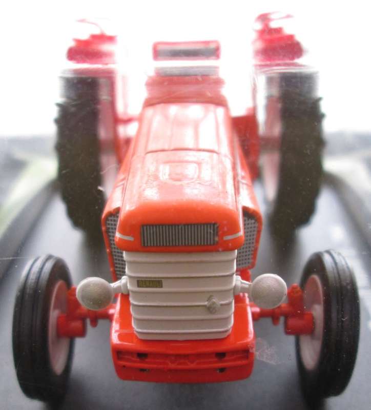 Hachette Partworks-Scale Model-Tractor-Renault Master 11-1964