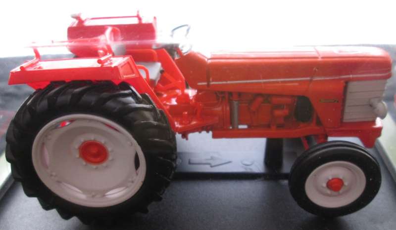 Hachette Partworks-Scale Model-Tractor-Renault Master 11-1964