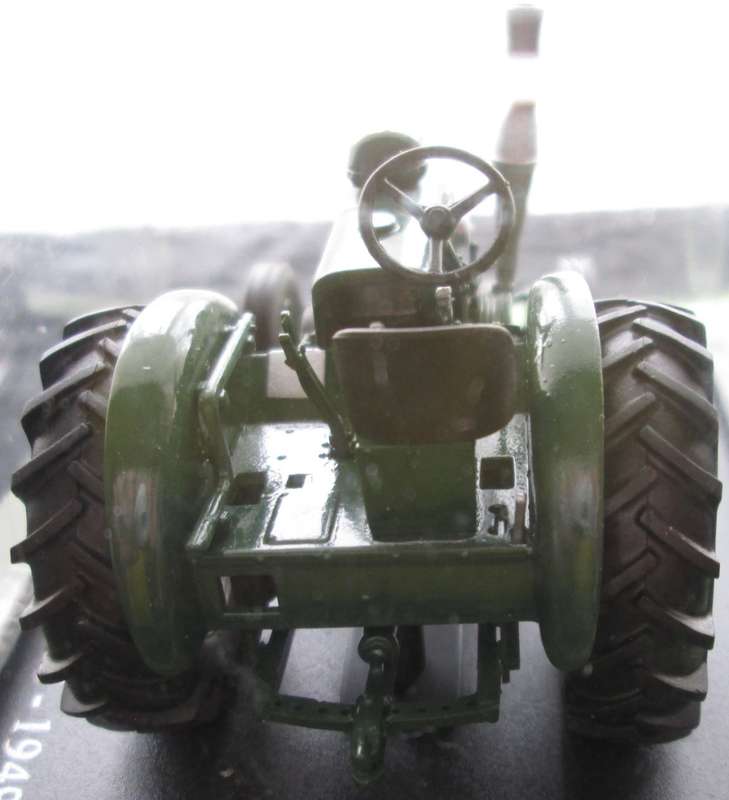 Hachette Partworks-Scale Model-Tractor-Field Marshall Serie 3-1949