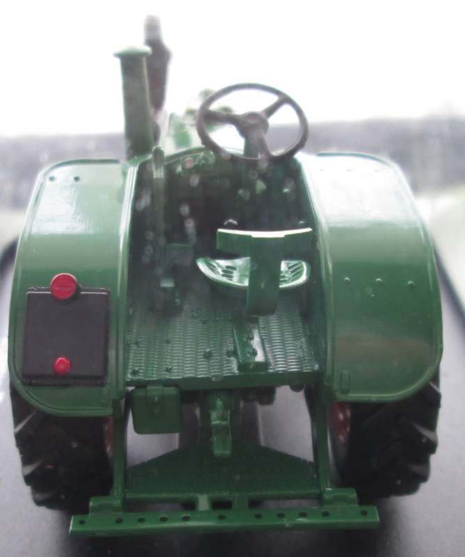 Hachette Partworks-Scale Model-Tractor-Le Percheron Type 25A-1951