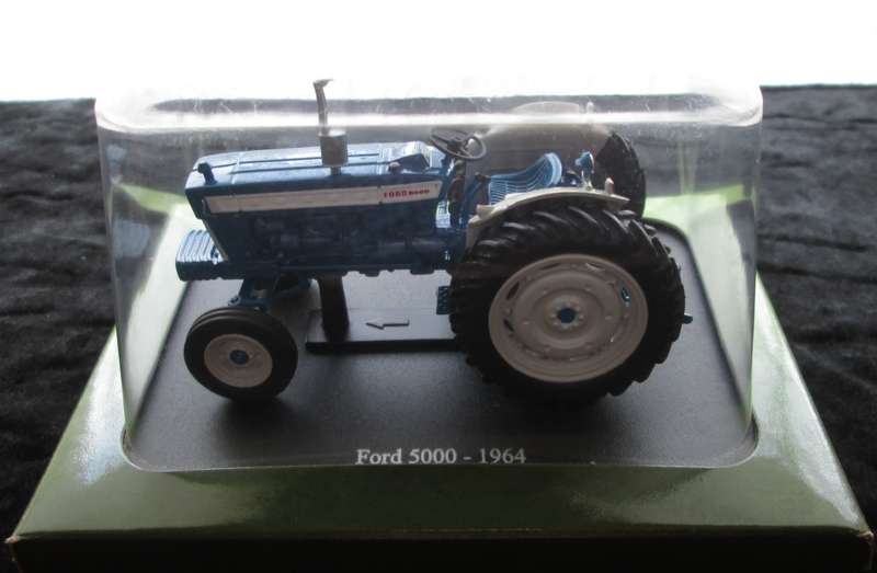 Hachette Partworks-Scale Model-Tractor-Ford 5000-1964