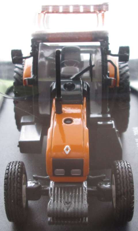 Hachette Partworks-Scale Model-Tractor-Renault Ergos 100H-2004
