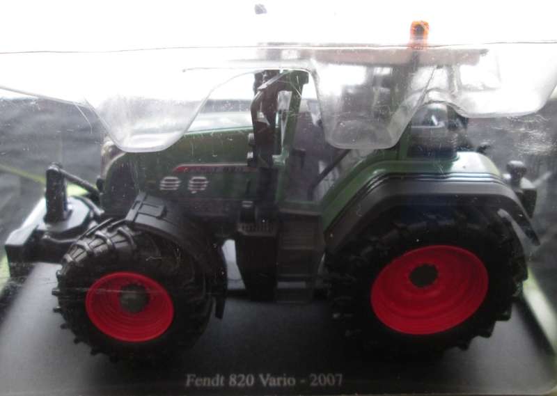 Hachette Partworks-Scale Model-Tractor-Fendt 820 Vario-2007