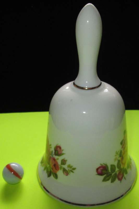 Bell/Decor/Collectable/Home Decor/Fine bone China/Cottage Rose
