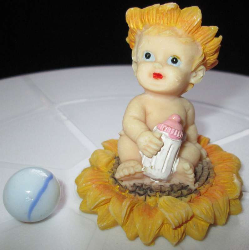 Collectables/Ornament/Figurine/Miniature Baby