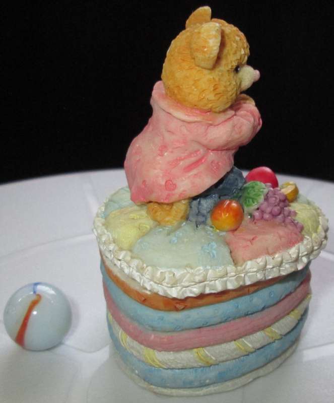 Collectables/Ornament/Figurine/Teddy Bear Trinket Box