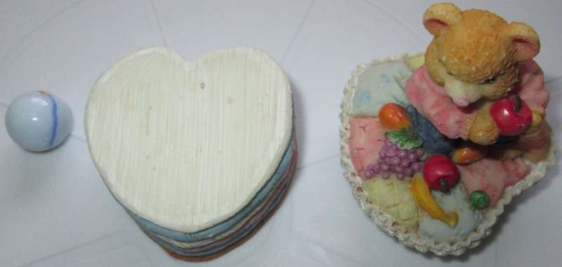 Collectables/Ornament/Figurine/Teddy Bear Trinket Box