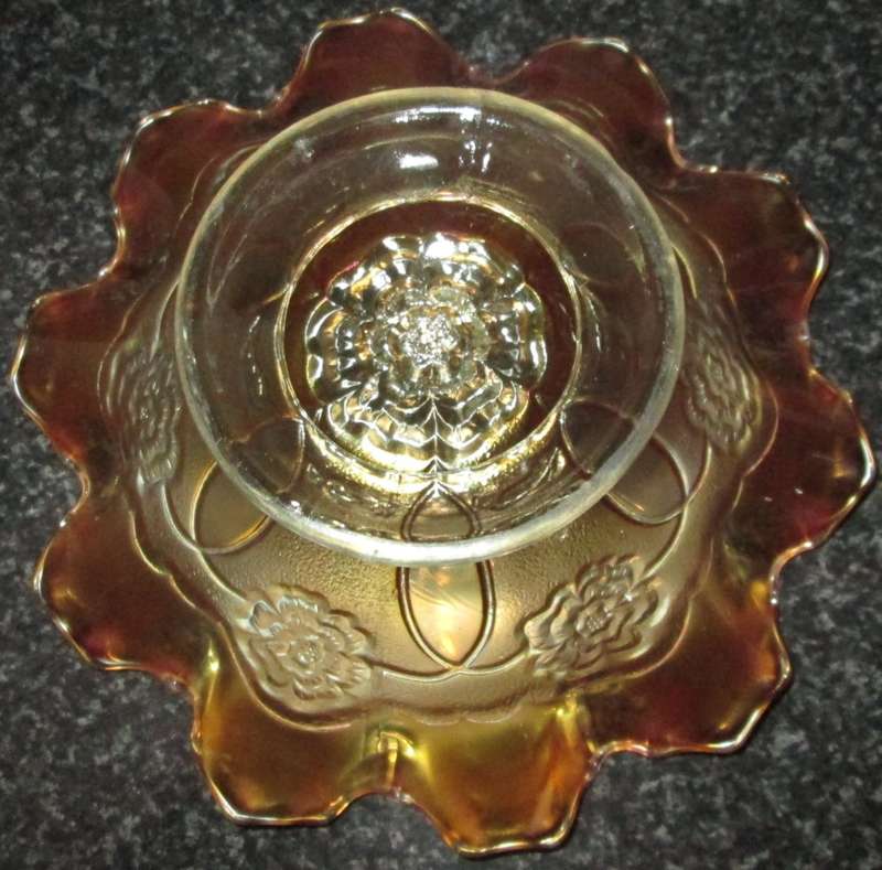 Home Decor-Carnival Glass-Bowl-Double Stem Rose Dugon/Diamond-Good Condition
