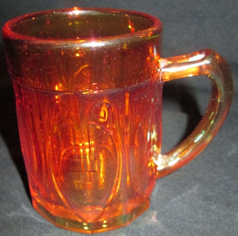 Home Decor-Carnival Glass-Cup-Good Condition. RARE AND UNIQUE PATTERN
