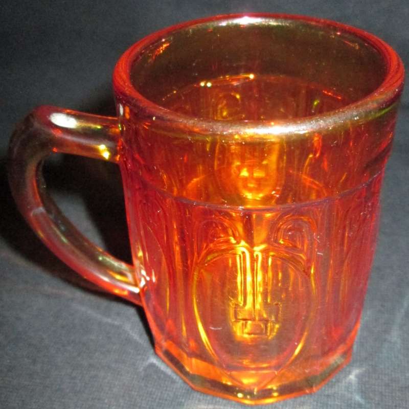 Home Decor-Carnival Glass-Cup-Good Condition. RARE AND UNIQUE PATTERN