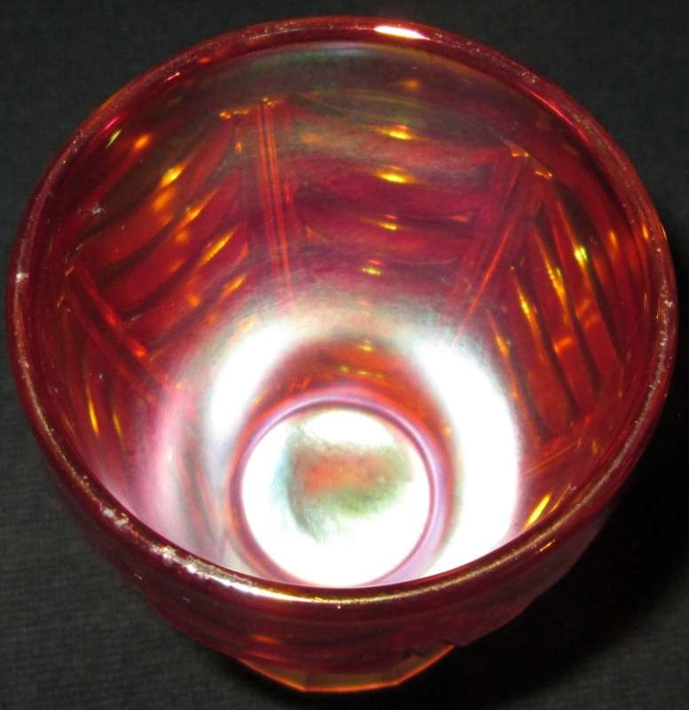 Home Decor-Carnival Glass-Glass-Drapery variant Josef Inwald Czechoslovakia 7cm high- Good Condition