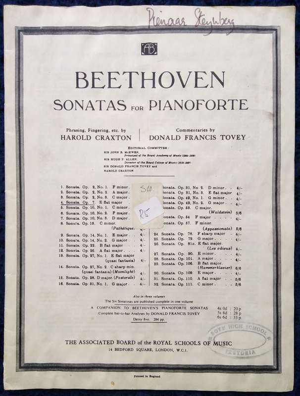Book-Beethoven Sonatas for Pianoforte