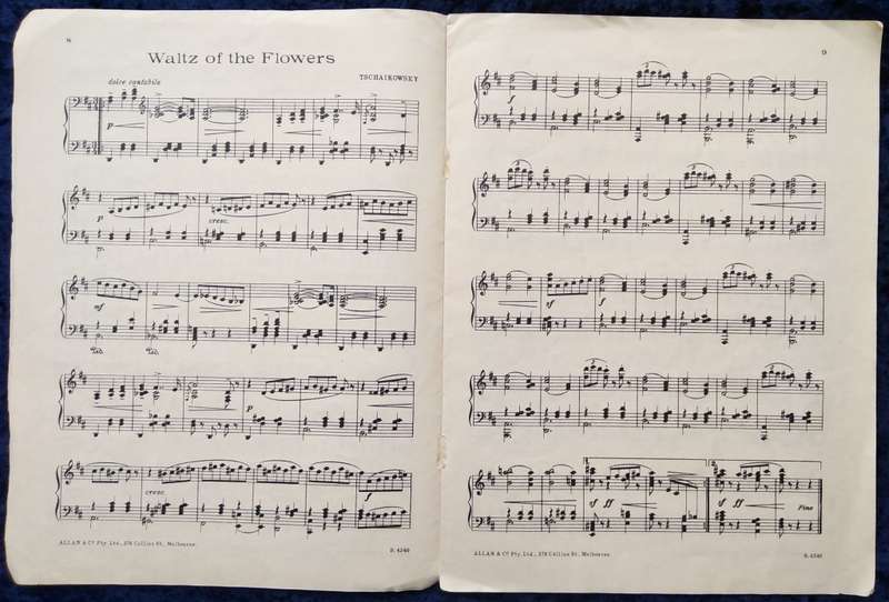 Book-Simplified Piano Edition of The Nut-Cracker Suite/Music by Tschaikowsky.