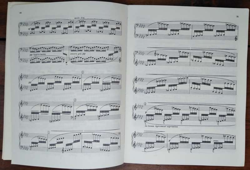 Book-Claude Debussy Douze Etudes Complete Pour Piano Seul /Edition Originale