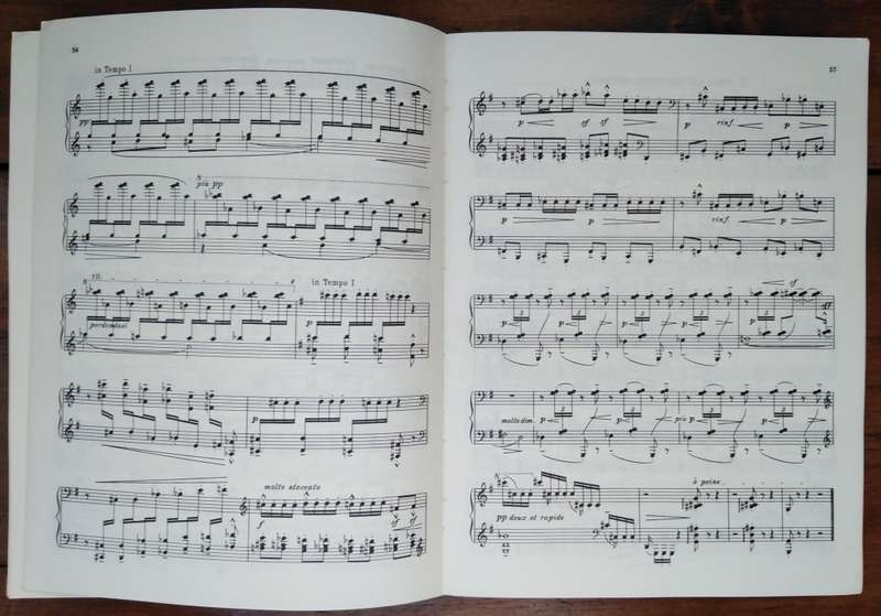 Book-Claude Debussy Douze Etudes Complete Pour Piano Seul /Edition Originale