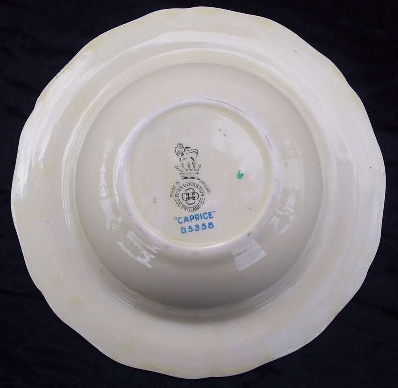 Collectable Bowl-Royal Doulton-Made in England-`Caprice D5358`