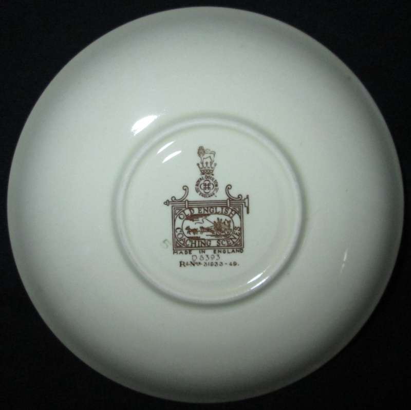 Collectable-Royal Doulton-Saucer-Old English Coaching Scenes-D6393