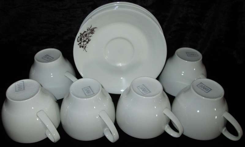 Kitchenware/Tableware-6 x SAKI Cups and Saucers