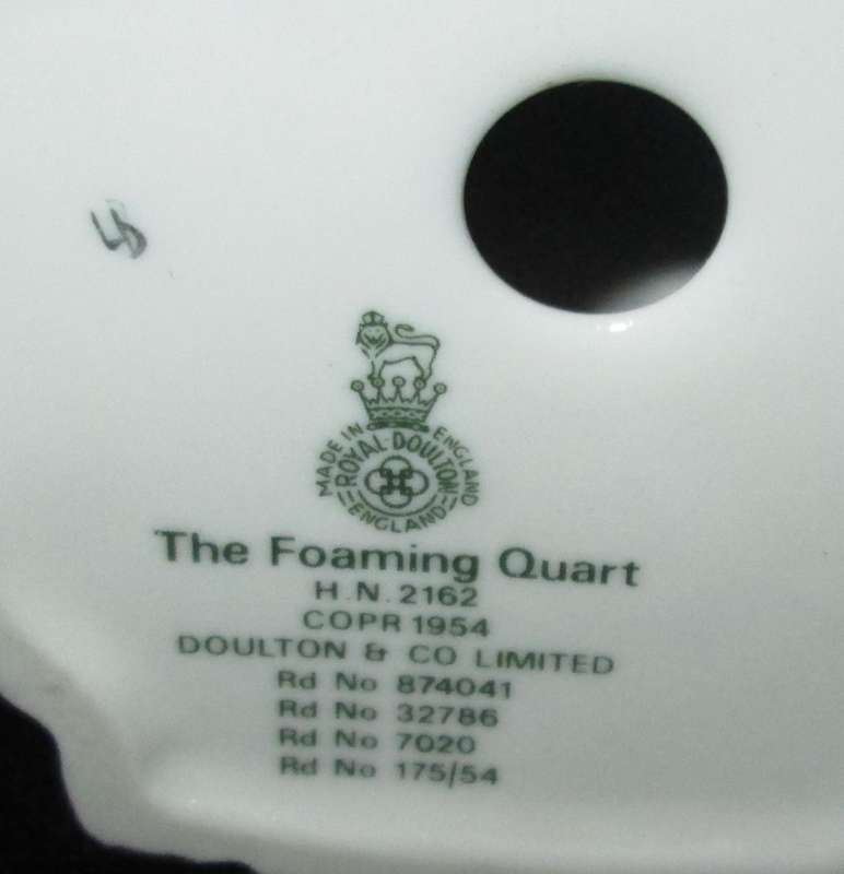 Collectable Home Decor-Royal Doulton Figurine-The Foaming Quart-H. N. 2162-COPR 1954