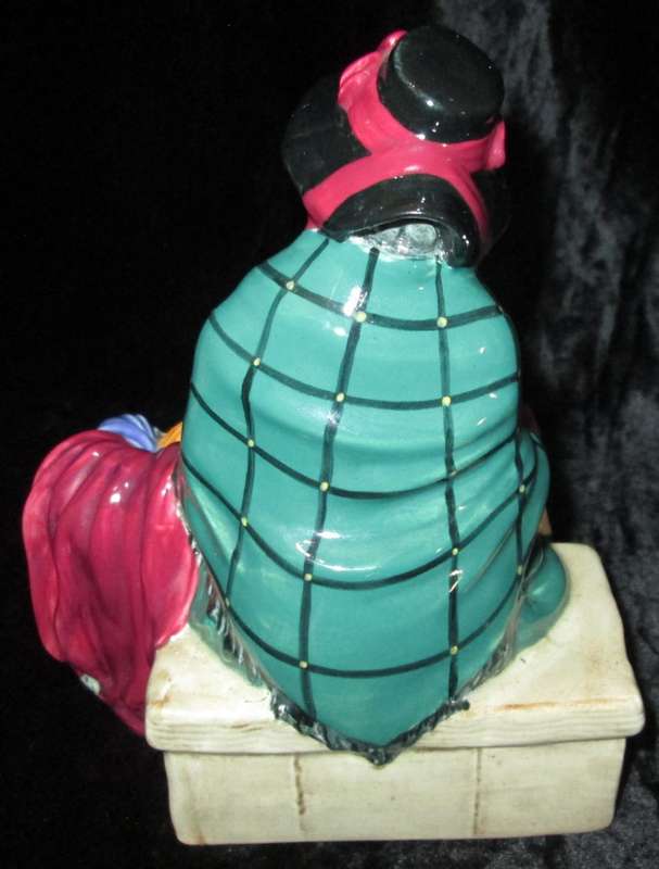 Collectable Home Decor-Royal Doulton Figurine-Silks and Ribbons H. N. 2017 COPR 1948