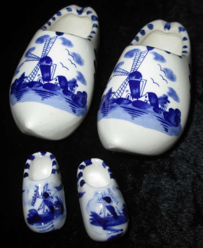Decor-Display Ornaments-DELFT BLAUW Hand Painted Holland Shoes