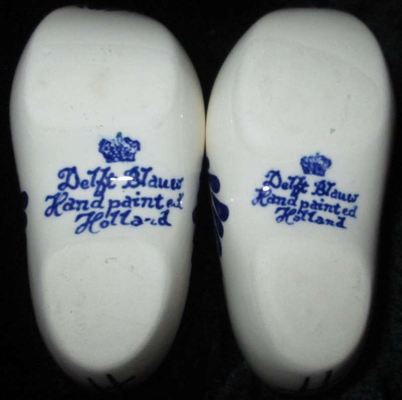 Decor-Display Ornaments-DELFT BLAUW Hand Painted Holland Shoes