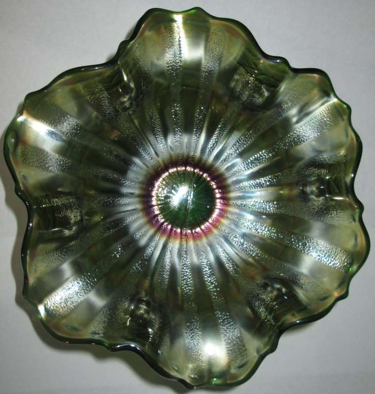 Pair of 1930s Fenton Carnival Glass Green Stippled Rays With Scale Band Footed bowl / Ruffled Hat
