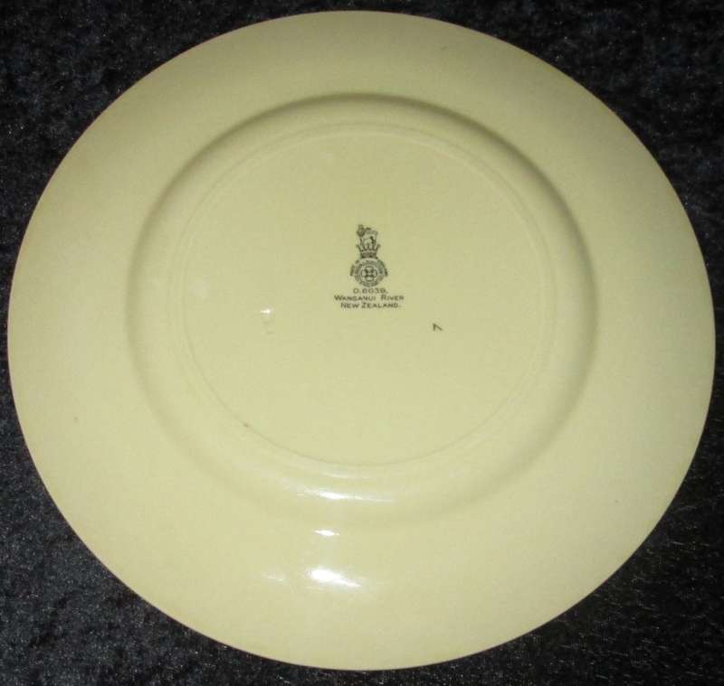 Home Decor-Display Plate-Royal Doulton Wanganui River New Zealand-D6039
