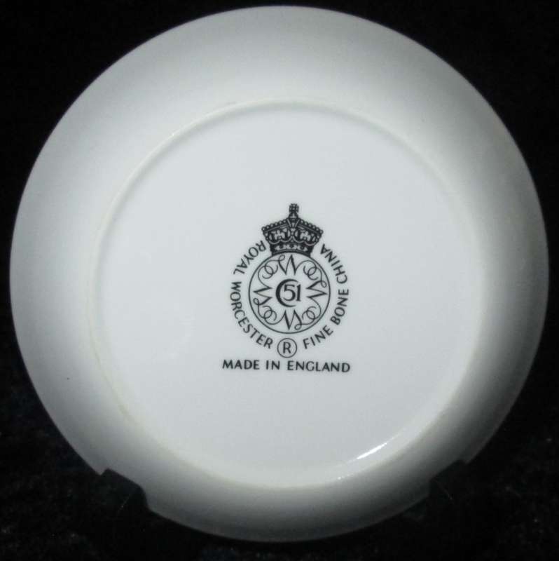 Home Decor-Display Plate-Royal Worcester Fine Bone China-Made in England