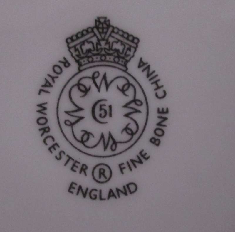 Home Decor-Display Plate-Royal Worcester Fine Bone China-Made in England