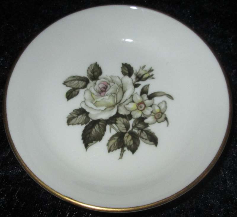 Home Decor-Display Plate-Royal Worcester Fine Bone China-Made in England