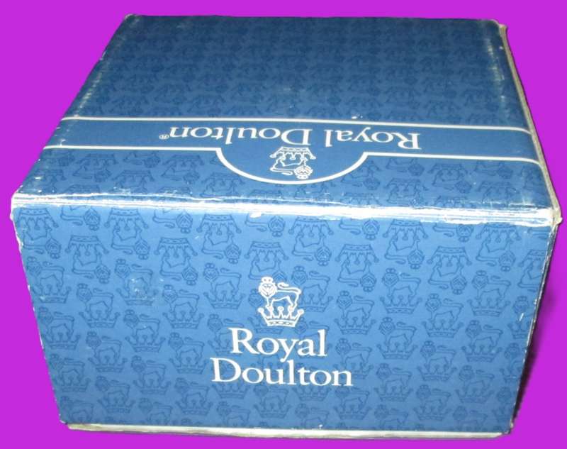 Home Decor-Kitchen Ware-1990 Royal Doulton Bowl in A Box-Sleighride Bone China H5166