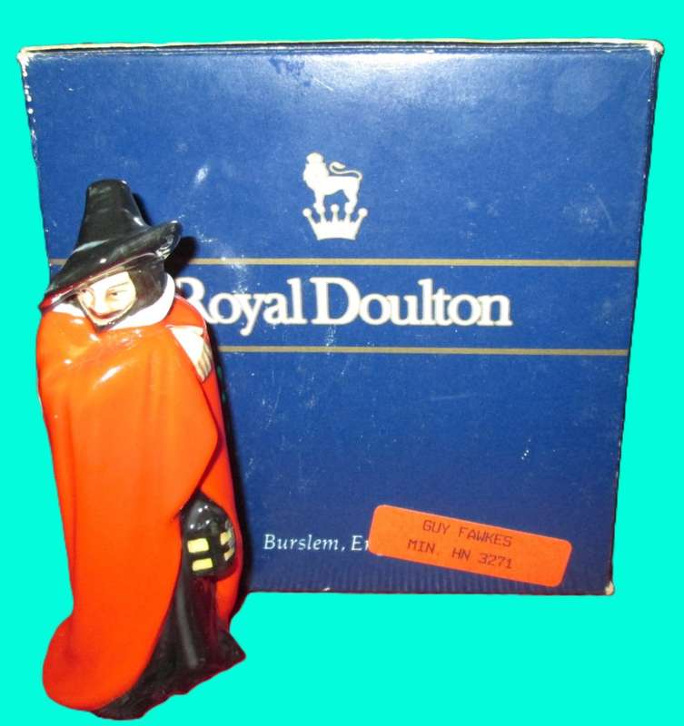 1988 Miniature Royal Doulton Figurine in Box-Guy Fawkes HN3271-Hand Made and Hand Decorated.