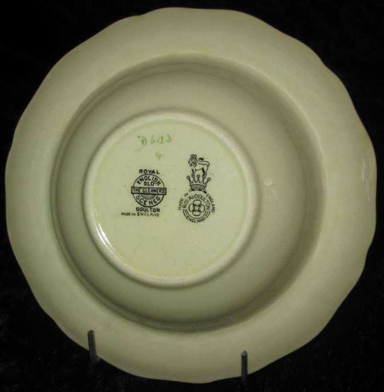 Home Decor-Wall Decor-Royal Doulton Small Bowl-The Gleaners Scenes D6123 1930`s