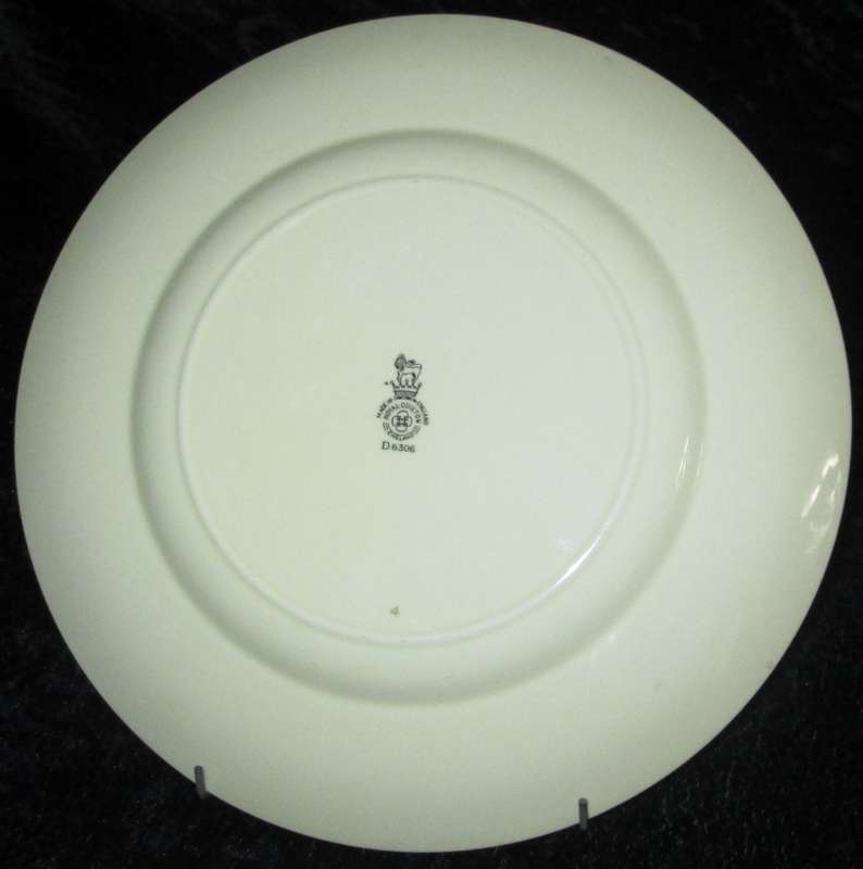 Wall Decor-Royal Doulton Plate-DICKENS D6306