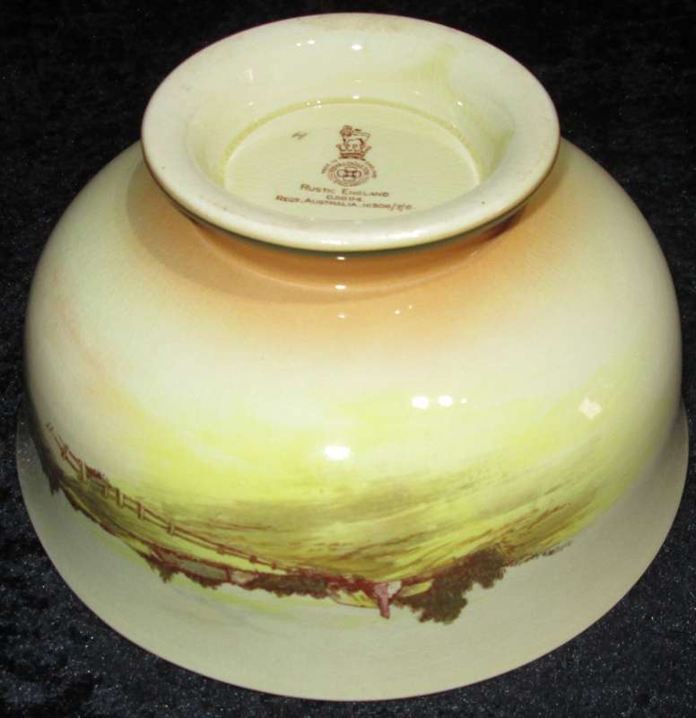 Serving Ware-Royal Doulton Footed bowl / pedestal Bowl-Rustic England-D5694/16308/7/8