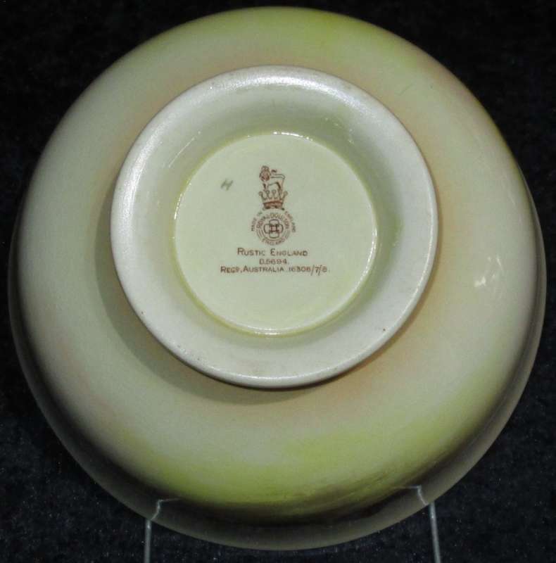 Serving Ware-Royal Doulton Footed bowl / pedestal Bowl-Rustic England-D5694/16308/7/8