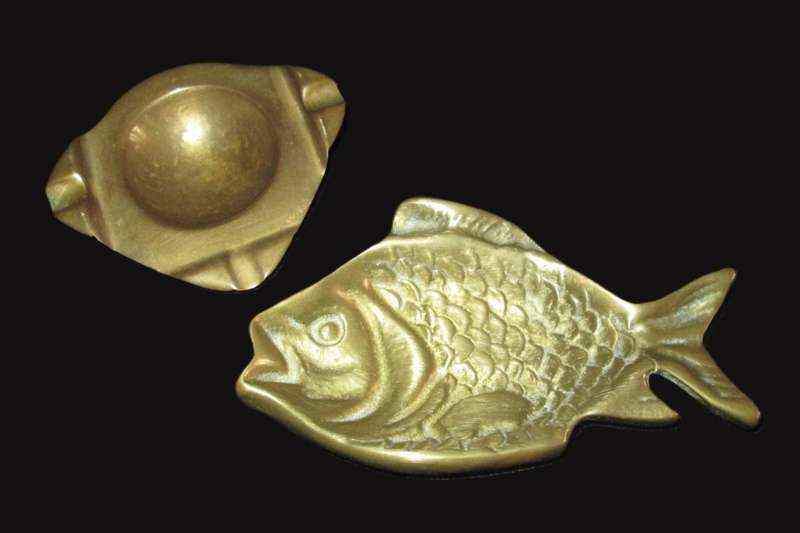 Home & Living-Decor-Brass Ornaments - Fish and ashtray