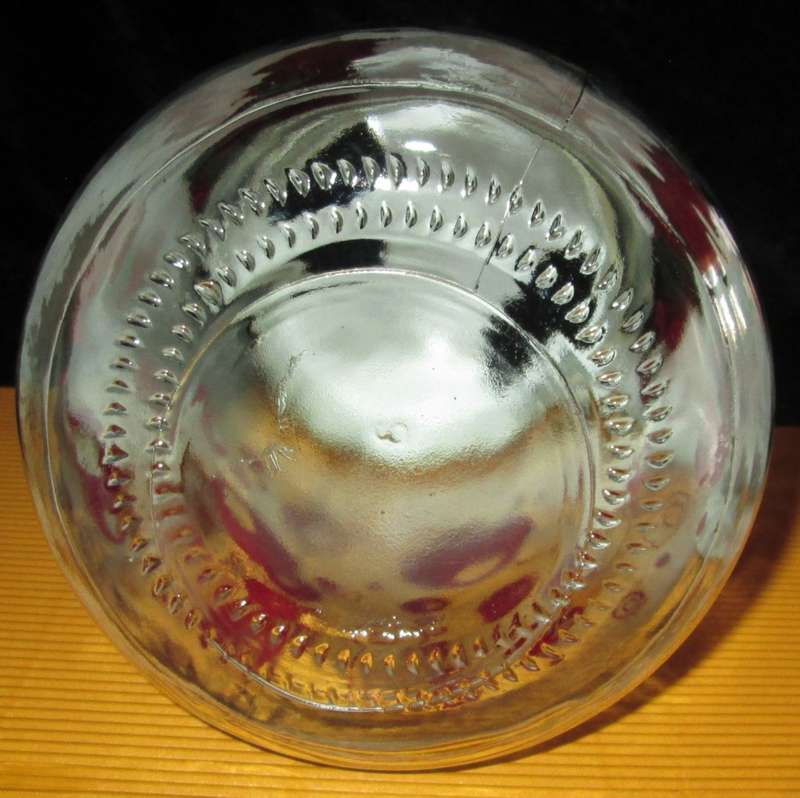 Home & Living-Kitchen ware-Consol Glass Jug with original plastic top. Reto vintage with red circle
