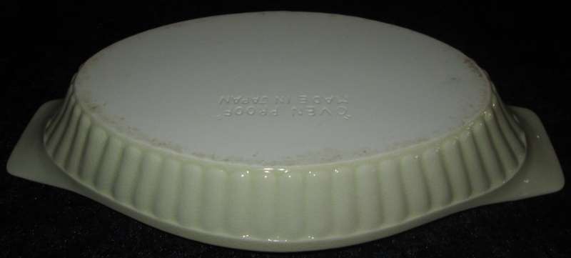 Home & Living-Kitchen ware-SAKURA Stoneware Dish Made in Japan. Brand new