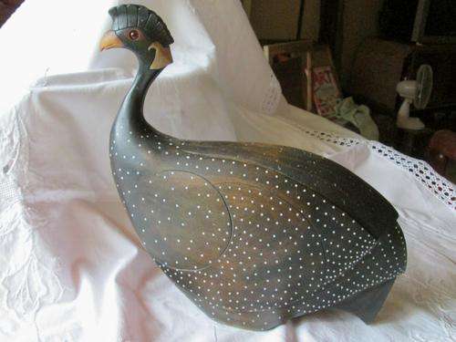 FEATHERS OF KNYSNA LIMITED ED CRESTED GUINEA FOWL NO 75 OF 975