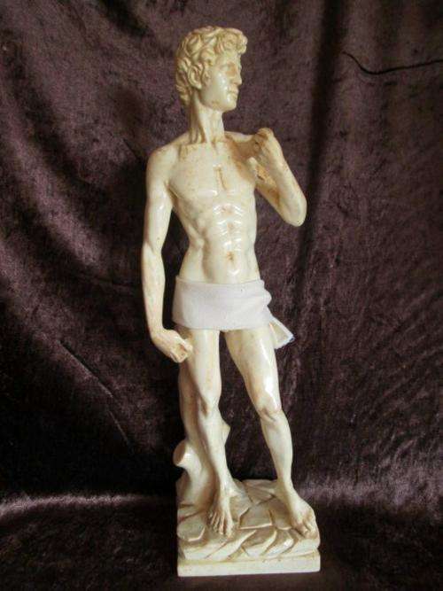 Statue of DAVID