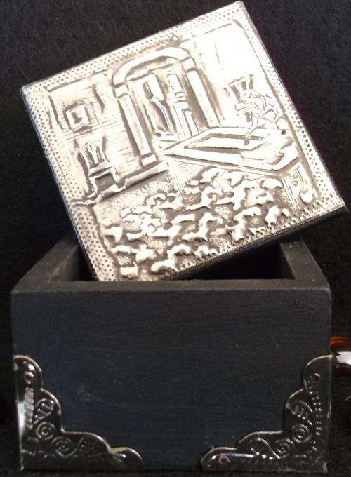 Pewter Jewelery box - Handcrafted by Hanli