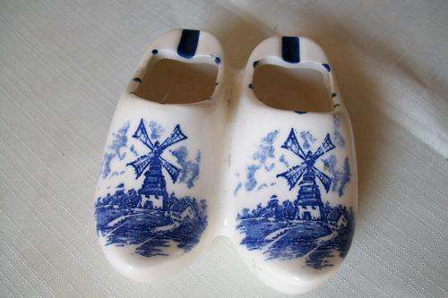 Delf like Twin pair of Clogs