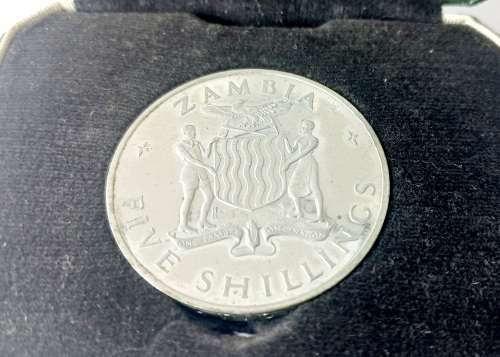5 Shillings **1965**