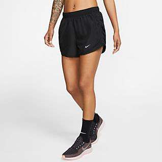 Original!! Nike Women Femme Training Shorts - Size M