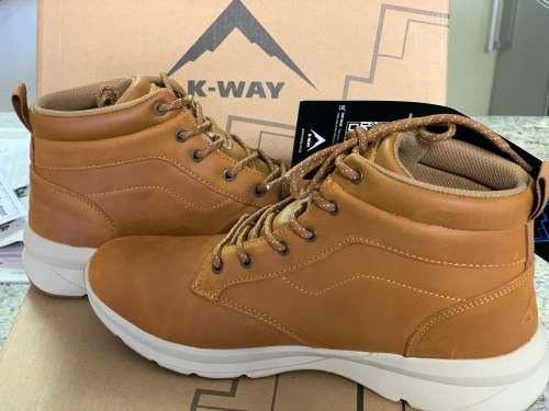 K way Hurricane Mid Boot Size 8